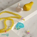 تسبیح صدتایی جمکران 🌙✨ یک محصول فرهنگی–مذهبی با طراحی خاص است که به مناسبت خجسته نیمه شعبان، سالروز میلاد باسعادت حضرت ولی‌عصر (عج) 💚 تولید شده است. این تسبیح با الهام از فضای نورانی مسجد مقدس جمکران 🕌، نمادی از انتظار، توسل و ارتباط قلبی با امام زمان (عج) به شمار می‌آید. این تسبیح از پلکسی ساخته شده که علاوه بر وزن سبک، از استحکام مناسبی برخوردار است و برای استفاده روزمره در ذکر و عبادت گزینه‌ای ایده‌آل محسوب می‌شود ✨. طراحی صدتایی آن، کاربردی و متناسب با اذکار رایج بوده و جلوه‌ای مدرن در کنار مفهوم معنوی ایجاد کرده است. تسبیح پلکسی صدتایی جمکران انتخابی شایسته برای هدایای مناسبتی نیمه شعبان 🎉، نذری‌های فرهنگی، یادبود مراسم مذهبی و بسته‌های هدیه سازمانی است. این محصول می‌تواند به‌عنوان یکی از اقلام ارزشمند در سبد هدایای فرهنگی همیار مدیر قرار گیرد و برای سازمان‌ها و مدیرانی که به انتقال مفاهیم معنوی از طریق هدایای هدفمند اهمیت می‌دهند، گزینه‌ای مناسب باشد. اگر به دنبال هدیه‌ای هستید که در عین سادگی 🌟، پیام عمیق معنویت و انتظار را منتقل کند، تسبیح صدتایی جمکران انتخابی ماندگار و اثرگذار است که توسط همیار مدیر به مدارس و مساجد ارائه می شود. 💫.