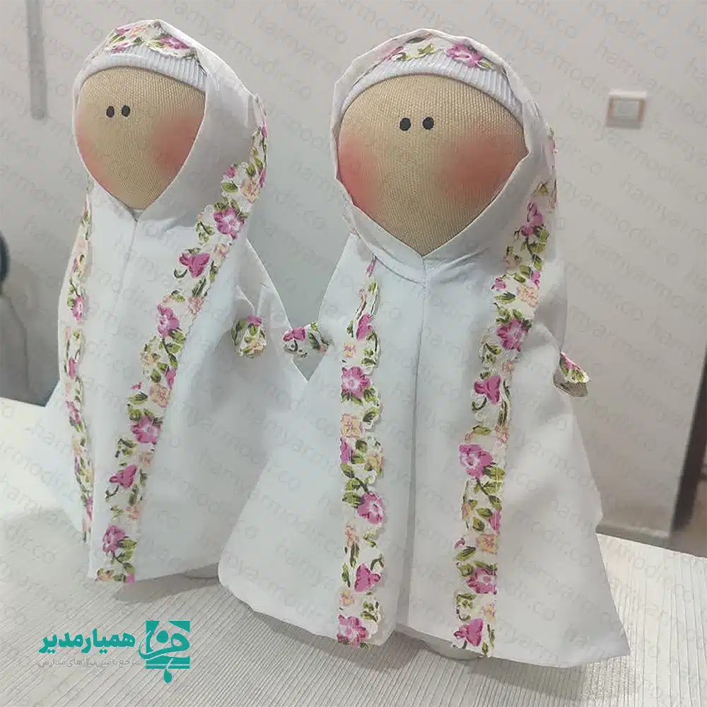 عروسک روسی چادر نماز 🕋 عروسک روسی چادر نماز | جشن تکلیف 🕋 ابعاد ۱۷ سانتیمتر | وزن حدود ۵۰ گرم هدیهای معنوی و بهیادماندنی برای جشن تکلیف ✨ با طرحی زیبا و ظریف، مناسب سن تکلیف 🎁 انتخابی ایدهآل از کیمیا هنر برای این مناسبت فرخنده